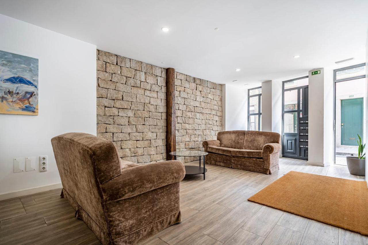 Oporto Wine Cellars Flat With Terrace Apartment บีลาโนวาเดกายา ภายนอก รูปภาพ