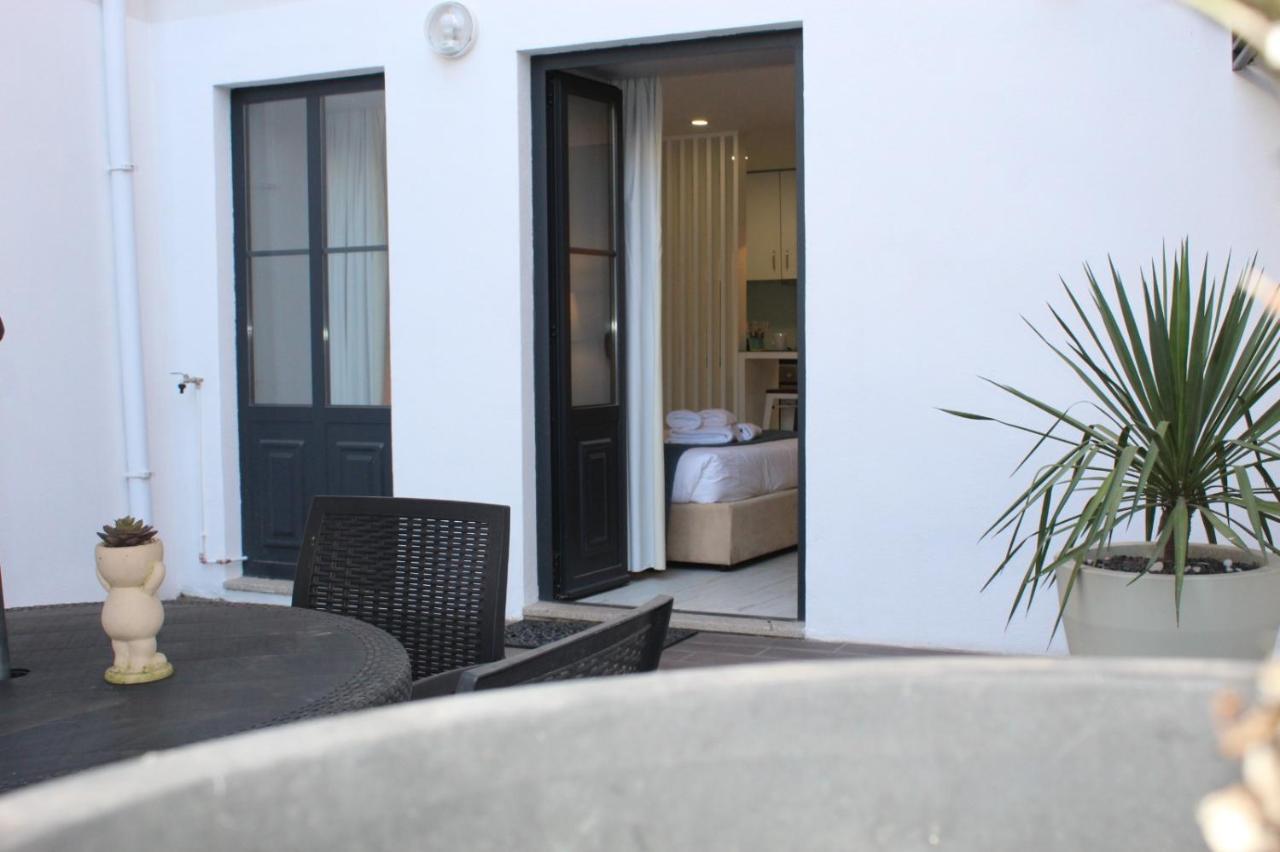 Oporto Wine Cellars Flat With Terrace Apartment บีลาโนวาเดกายา ภายนอก รูปภาพ