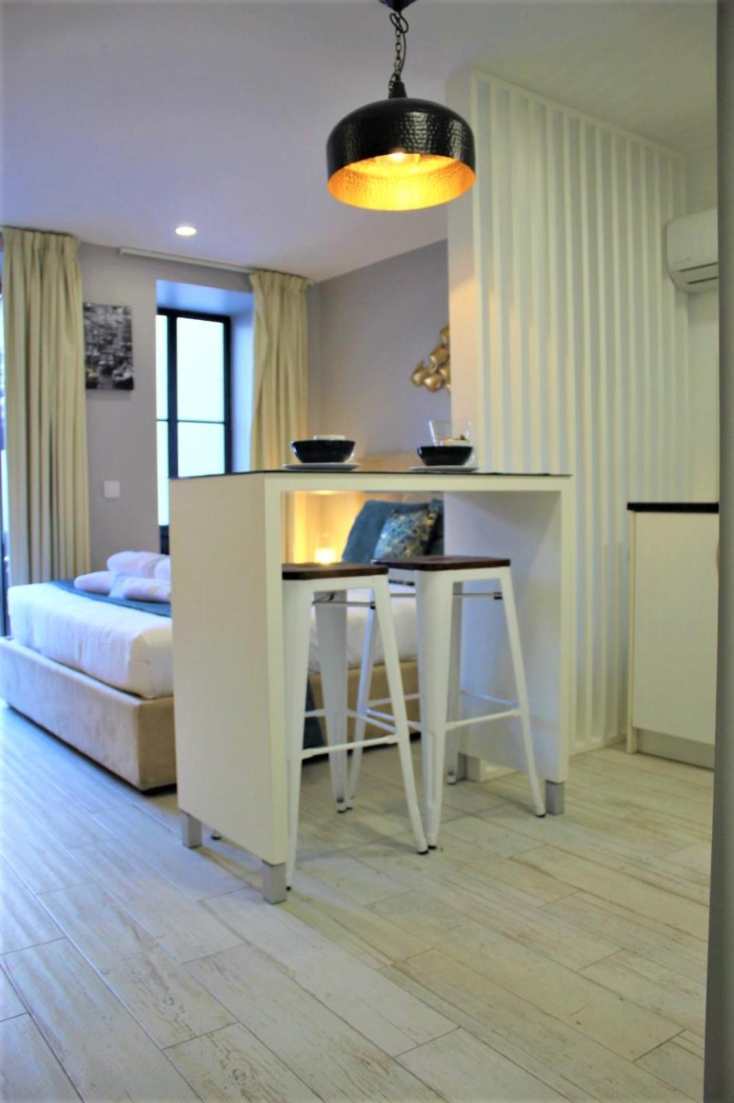 Oporto Wine Cellars Flat With Terrace Apartment บีลาโนวาเดกายา ภายนอก รูปภาพ